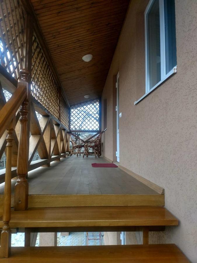 Садиба "У Юлії" Svaliava Buitenkant foto